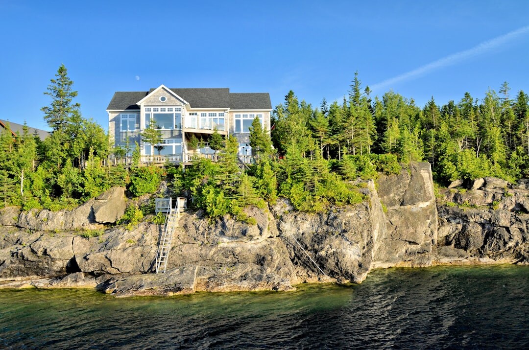 celebrity hidden beach